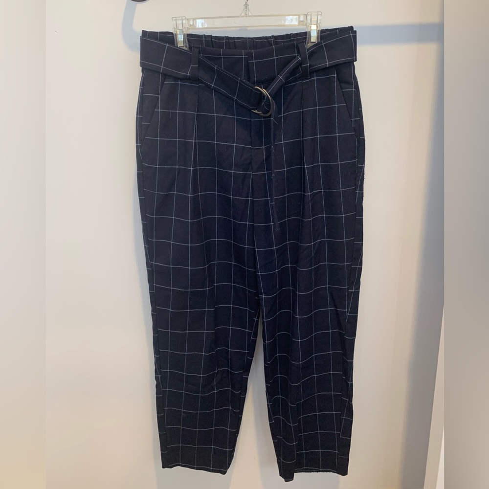 A New Day dress pants, well tailored and fits beautifully